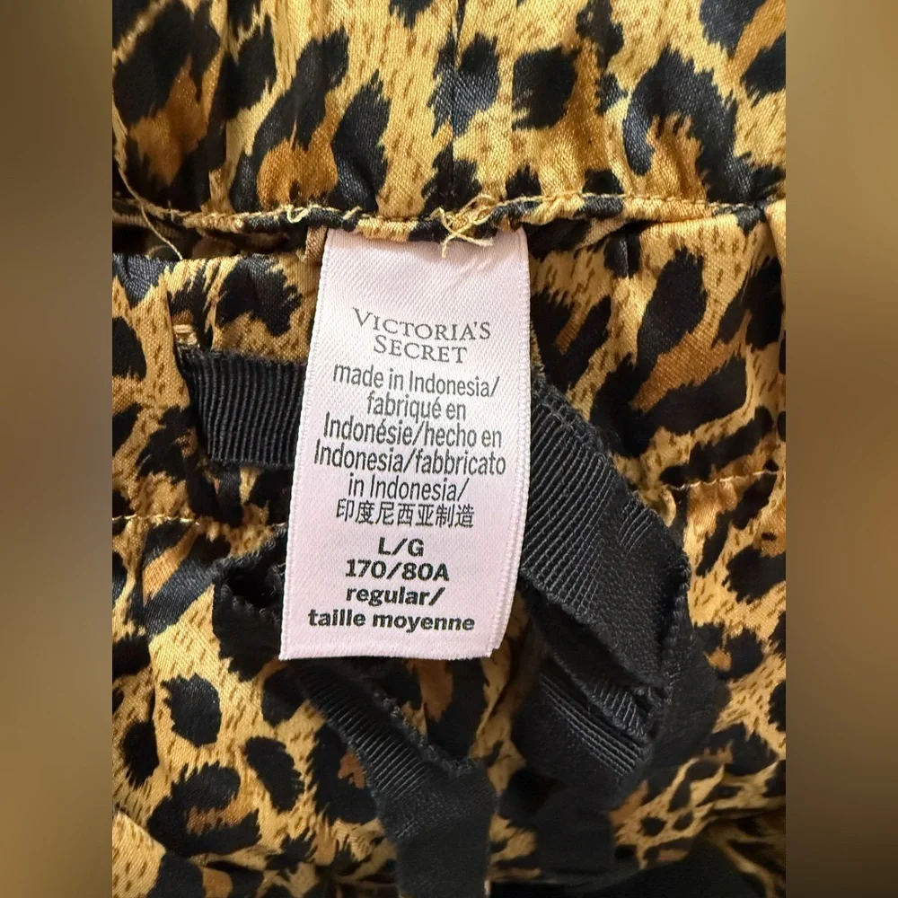 VICTORIA'S SECRET Signature Satin Long Pajama Set, Marzipan Leopard, Size Large - Picture 6 of 9